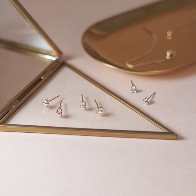 Magic baguette diamond studs
